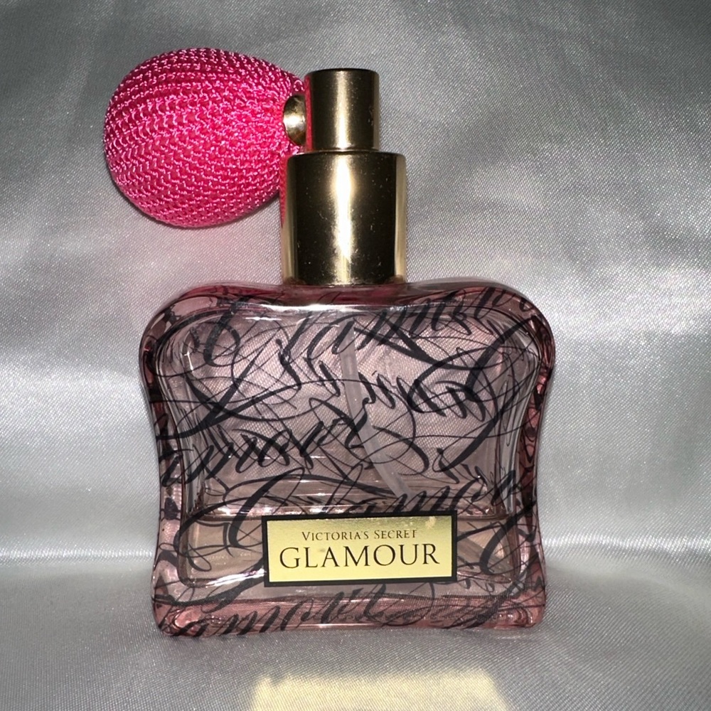 Victoria’s Secret: Glamour